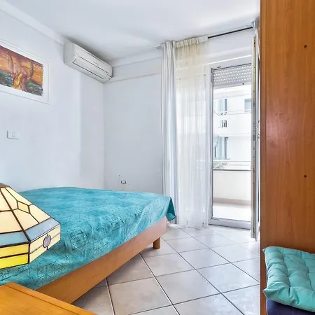 Apartmán In Blue House With